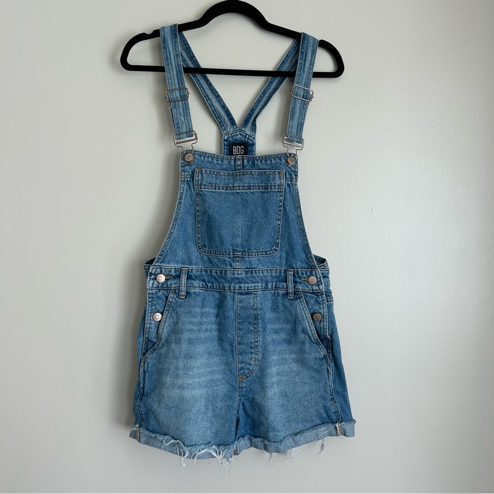 BDG Urban Outfitters Overall Denim Jean Shorts, size Medium